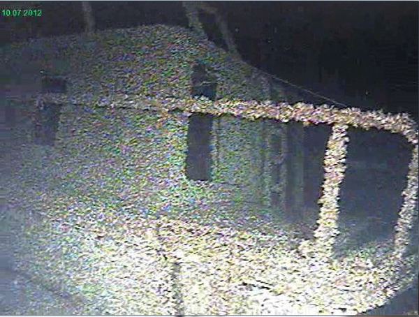 Zerwas Houseboat - Houseboat found by Dan Scoville and Chris Koberstein